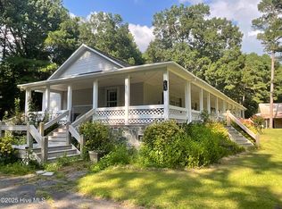 2639 State Highway 211 E, Clarkton, NC 28433