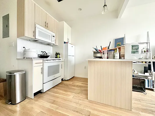 Rented by Doorway NYC, LLC | media 8