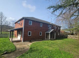 52686 Reedsford Rd, Myrtle Point, OR 97458