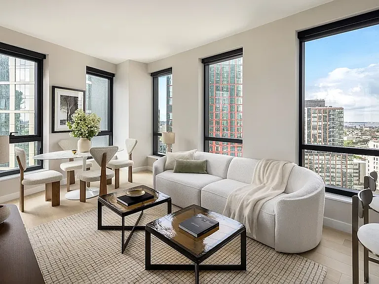 567 Fulton St #PHD — Photo 1