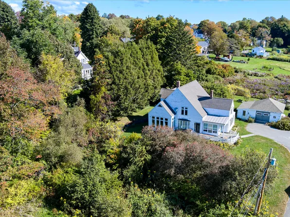 12 Wadsworth Court, Thomaston, ME 04861