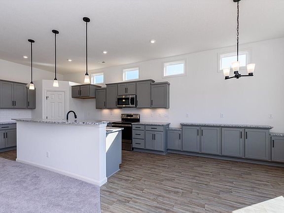 3rd image of 7675 Devonshire Dr #30-301