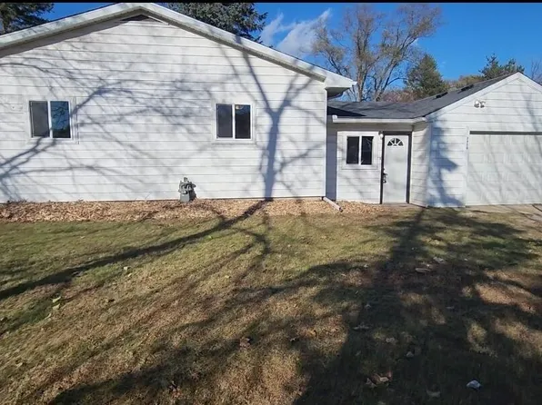 3920 N Woodruff Rd, Weidman, MI 48893