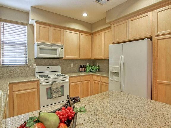 5th image of 133 Parc Place Dr Unit 133