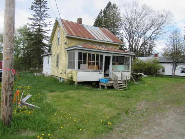 680 Main Street, Moose River, ME 04945