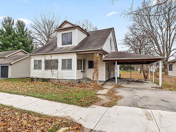 3rd image of 1024 E Fort Wayne St