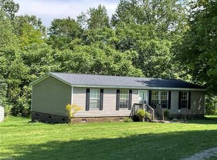 416 Peeden Dr, Gibsonville, NC 27249