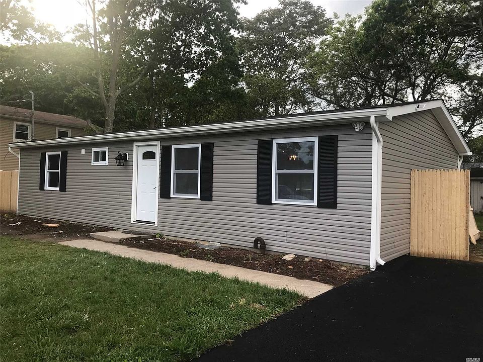 1st image of 81 Alcolade Dr E