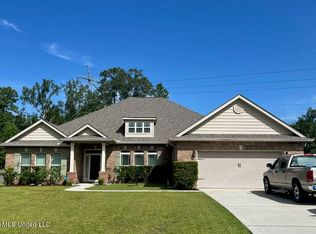 8516 Poplar Trl, Biloxi, MS 39532