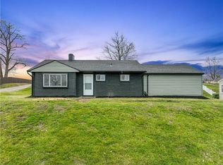 10941 Old Trail Rd, North Huntingdon, PA 15642