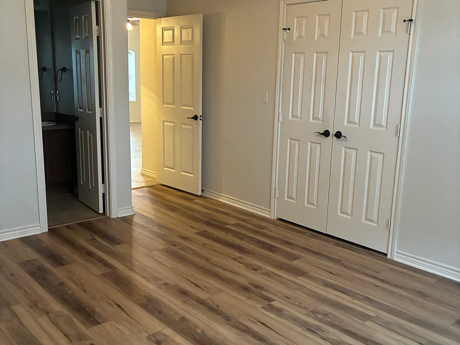2 bed, 1027 sqft, $1,400 — Photo 4