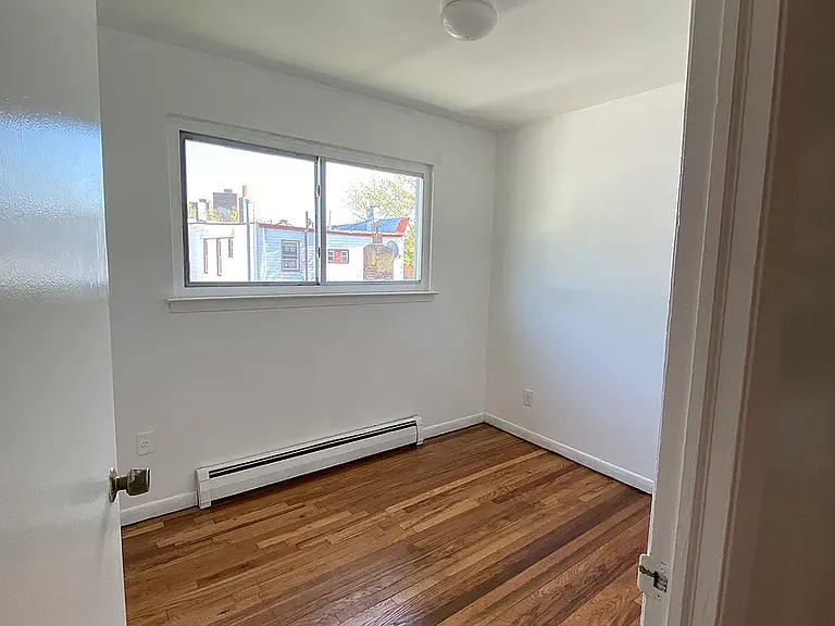 685 Jerome St #2 — Photo 13
