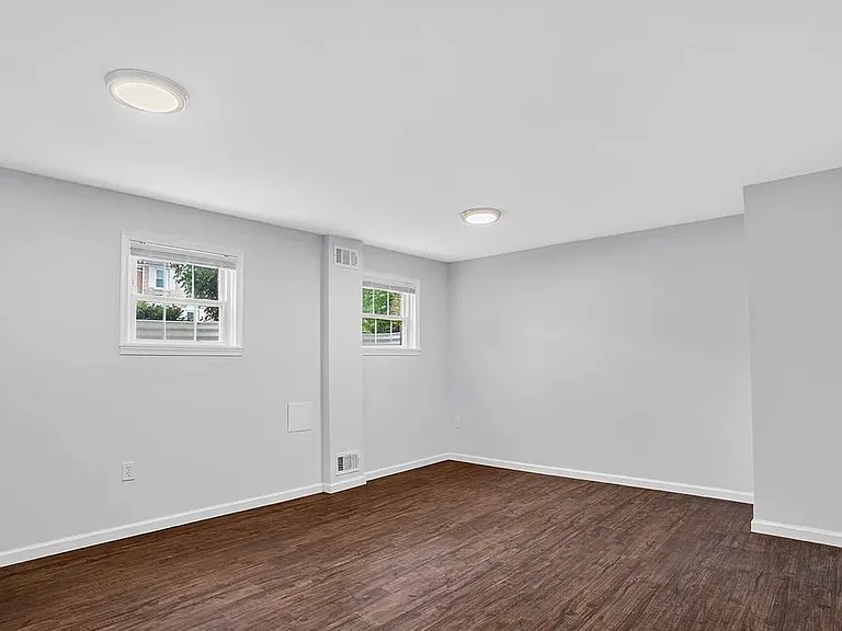 9507 Saluda Ct — Photo 23