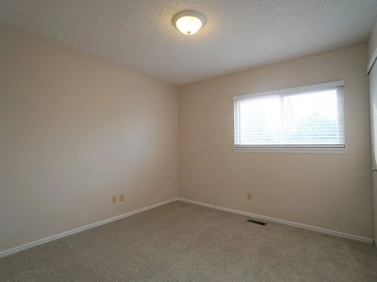 3460 Sun River Pl — Photo 17