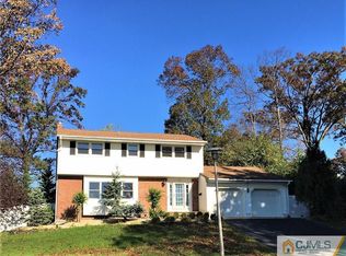 15 Jensen Rd, Sayreville, NJ 08872