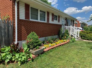 721 Fairhurst Dr, Roanoke, VA 24012