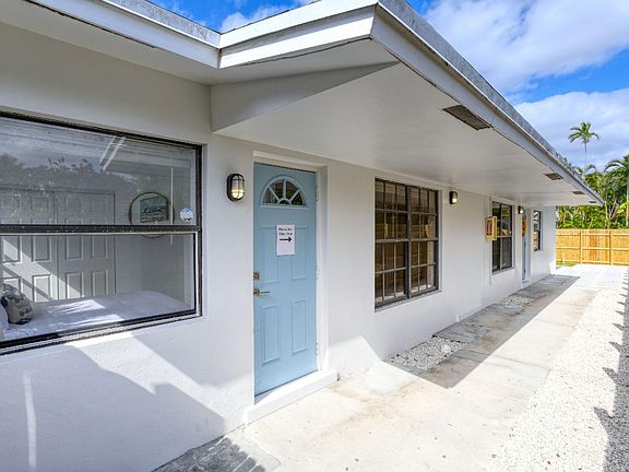 3rd image of 629 NE 36th St
