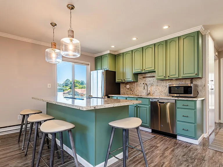 815 Balboa Ave #201 — Photo 2