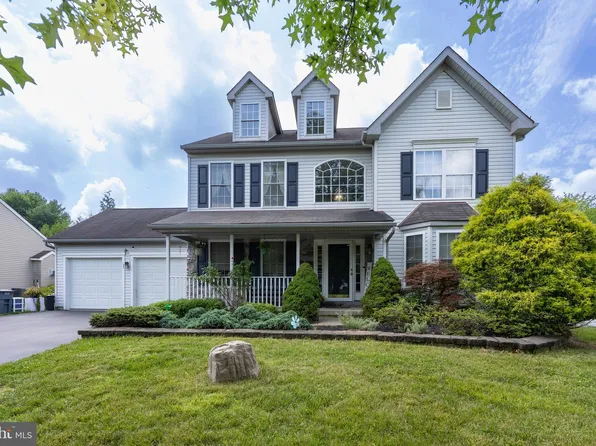 3 Marion Dr, Thorndale, PA 19372