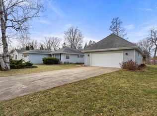 1619 S Walden Ave, Appleton, WI 54915