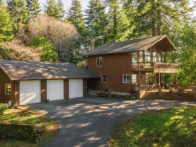 64323 E Bay Rd, North Bend, OR, 97459