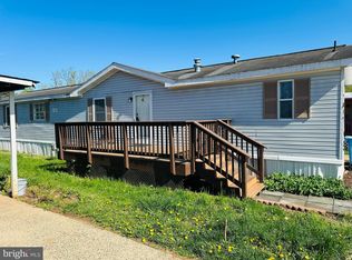 7407 Peppertree Ln, Manassas Park, VA 20111