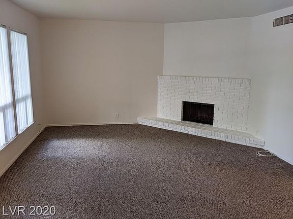 3rd image of 3726 Heritage Ave