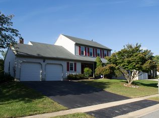 13 Ridgewood Dr, Hockessin, DE 19707