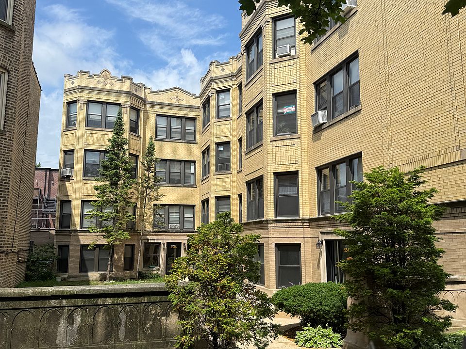 1st image of 5542 N Artesian Ave APT 1B