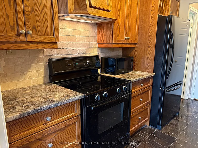 162 Martindale Rd #207 — Photo 3