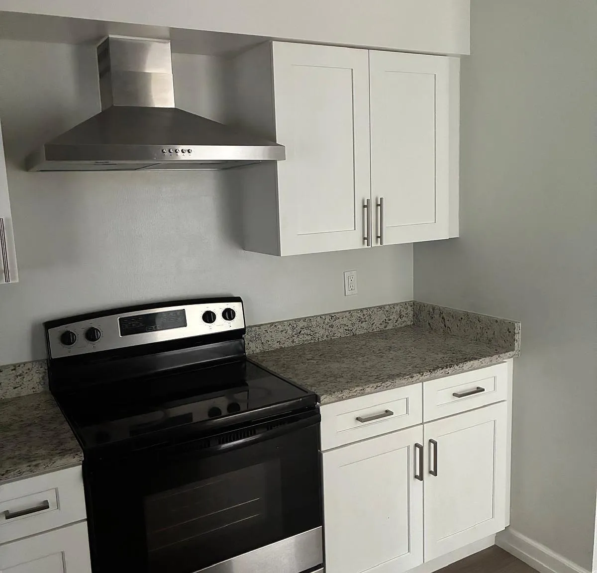 2 bed, 2.5 bath, 1284 sqft, $2,000 — Photo 4