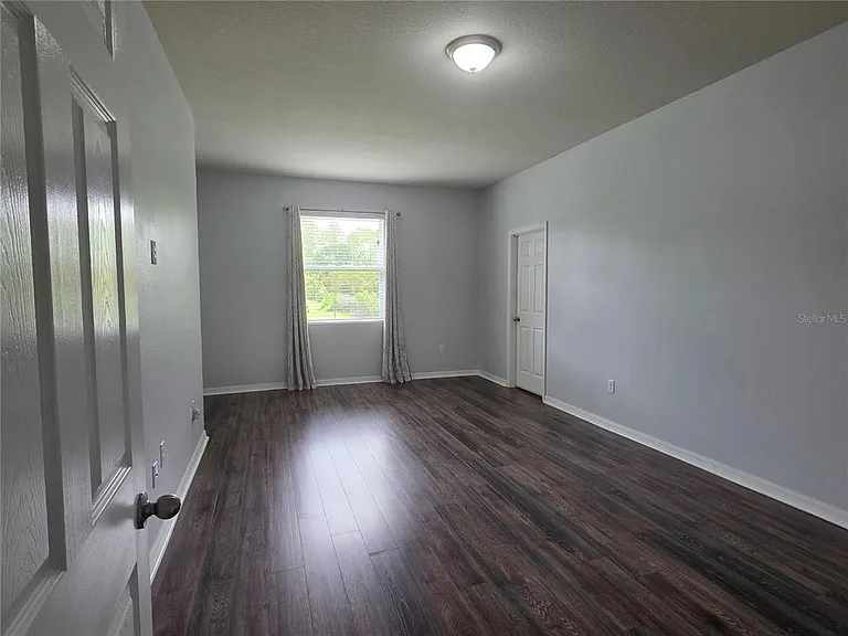 4939 Autumn Ridge Dr — Photo 10