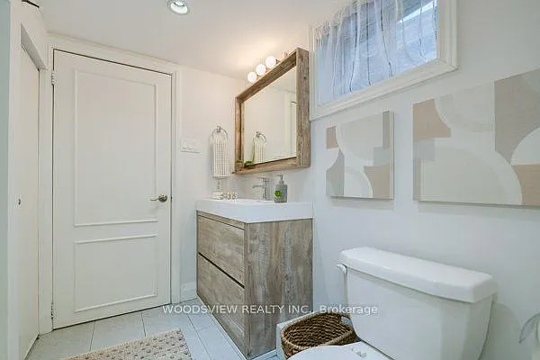 237 Rhodes Ave — Photo 12