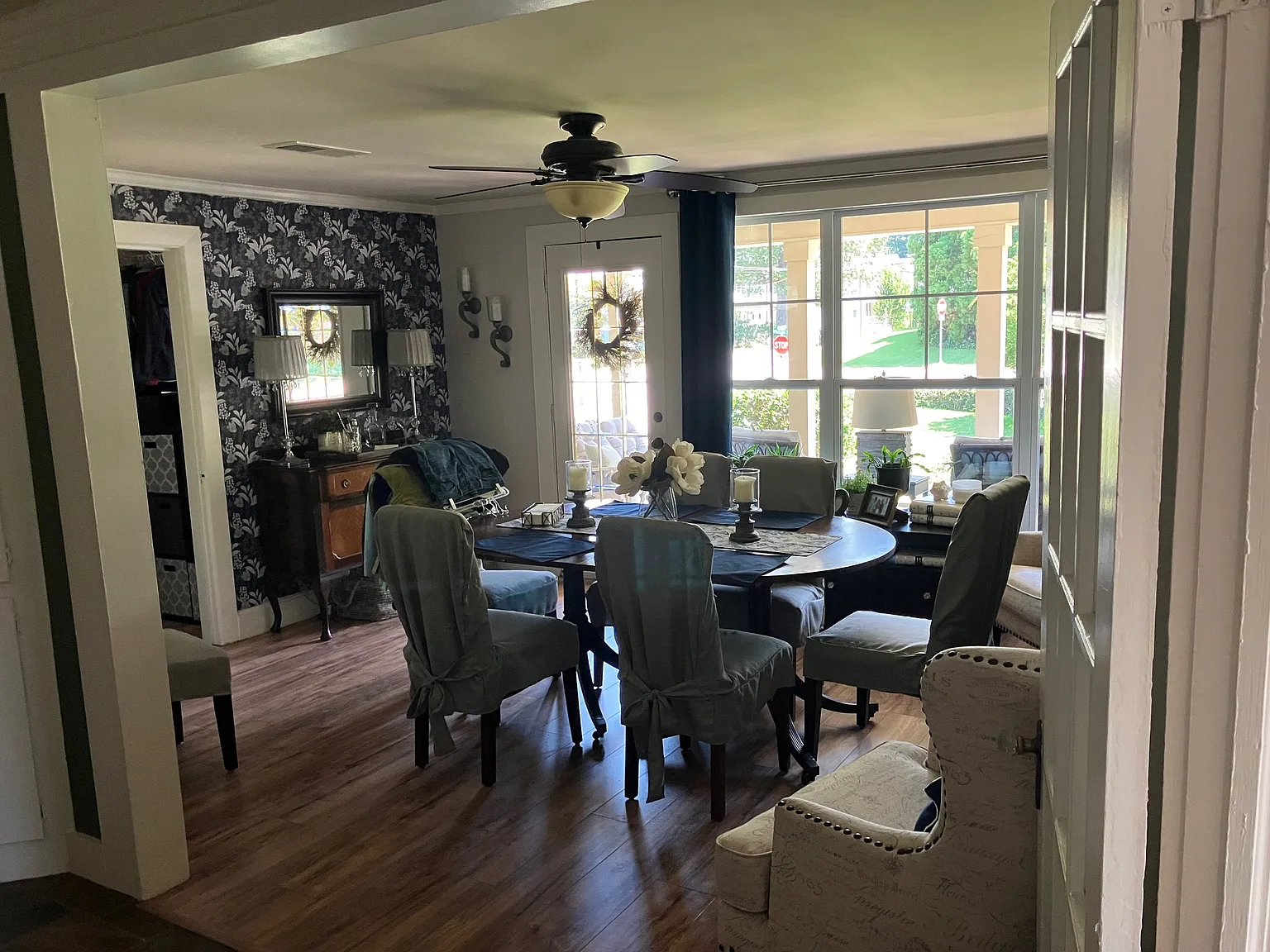 2 bed, 1600 sqft, $2,395 — Photo 4
