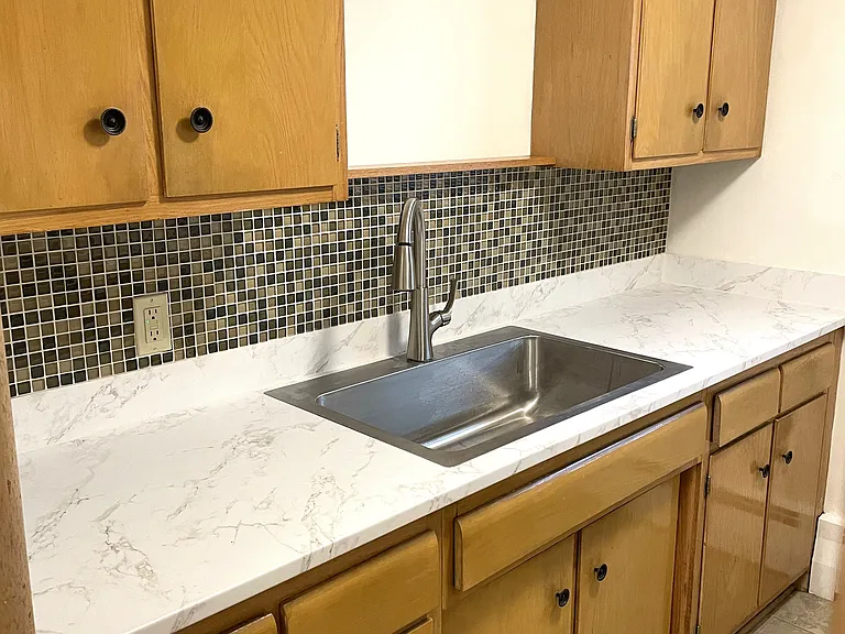 Snelling Avenue Apartments — Photo 20
