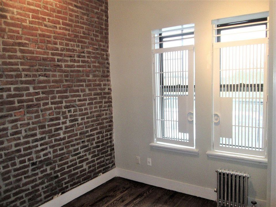2nd image of 934 Myrtle Ave APT 20
