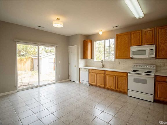 4th image of 5663 E Monument Dr