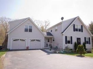 20 Boulder Ct, Millville, MA 01529