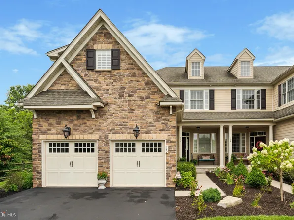110 Brindle Ct, Norristown, PA 19403