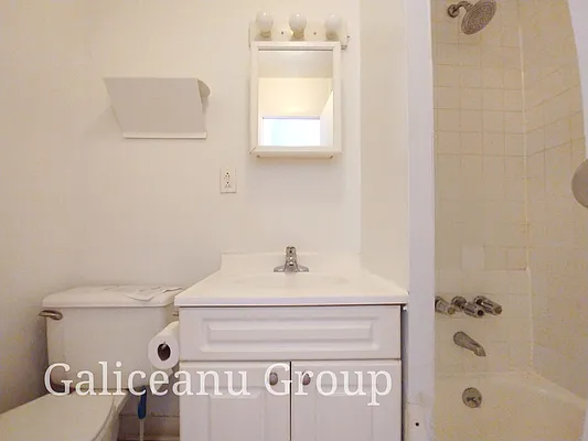 Rented by Lexington Real Estate Group | media 13