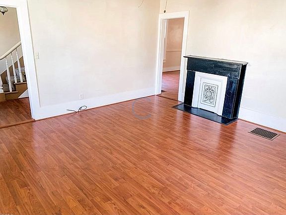 4th image of 341 N 8th St