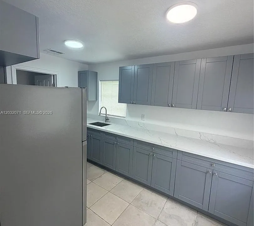 753 SW 3rd Pl #753