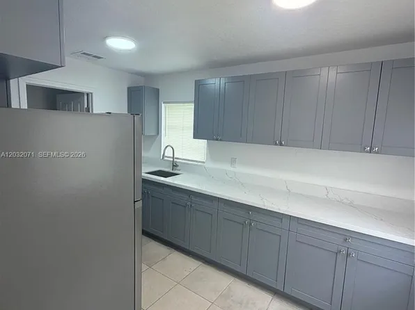 753 SW 3rd Pl #753, Dania, FL 33004