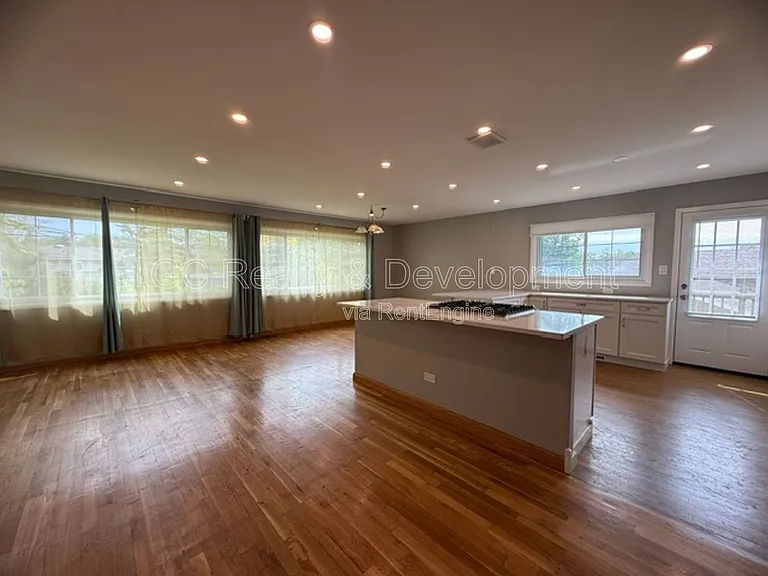 1645 Highland Blvd — Photo 3