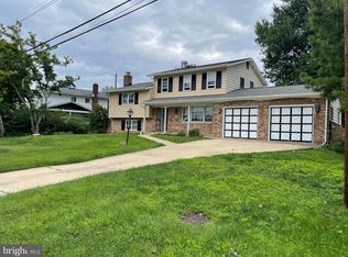 1211 Morningside Dr, Silver Spring, MD 20904