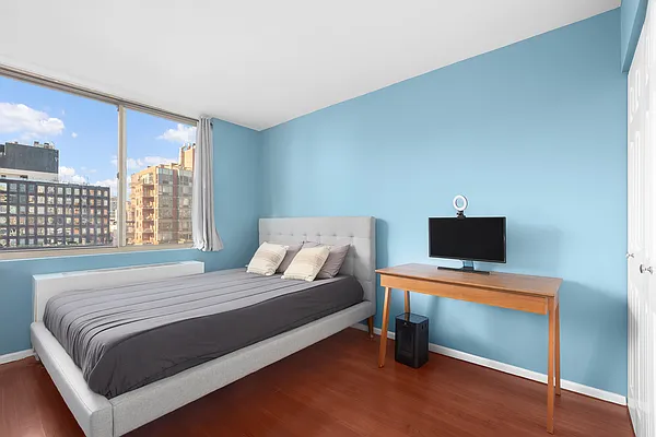 Rented by Corcoran | media 3