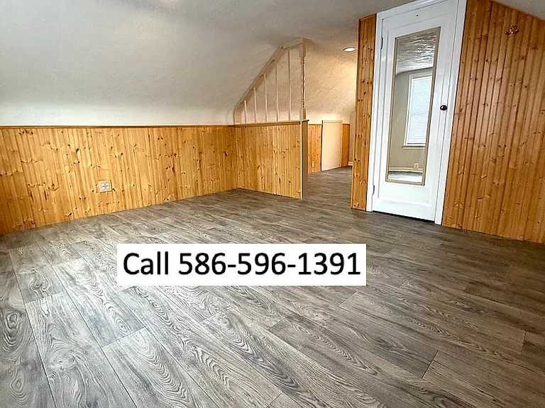 23131 David Ave — Photo 9
