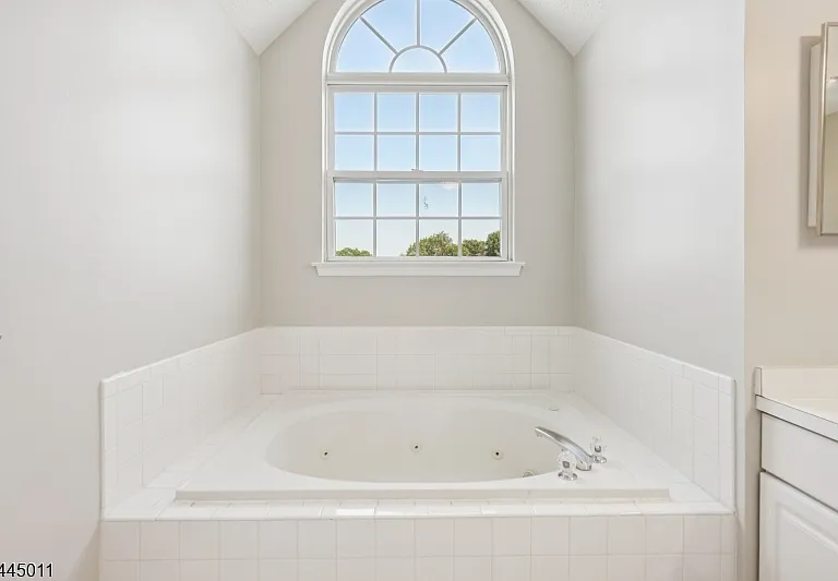 43 Hancock Dr — Photo 21