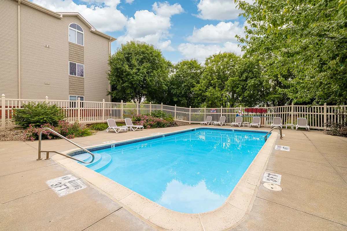 Building Photo - Gateway Park Apartments