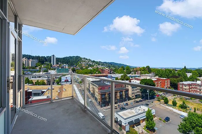 1926 W Burnside St #1102 — Photo 19
